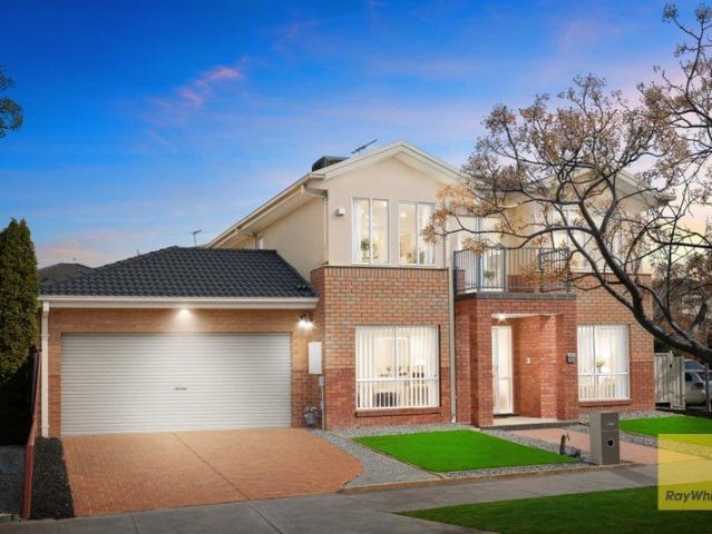 House for sale in Bayview Glen, Melbourne