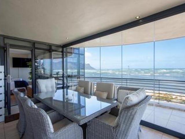 Apartment for rent in Strand, Western Cape