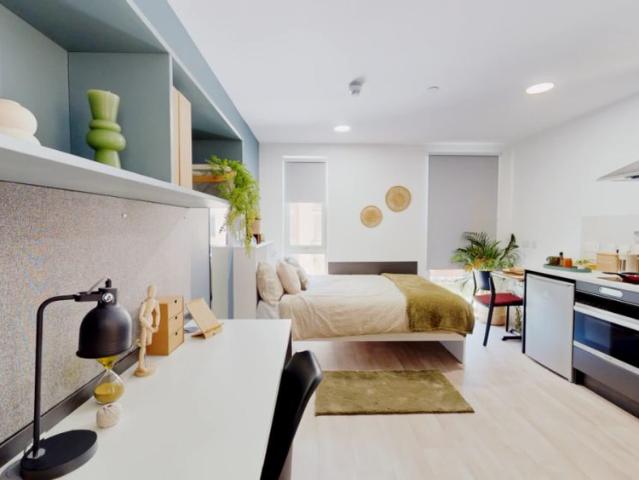 Studio for rent in Hythe, Fordham Heath