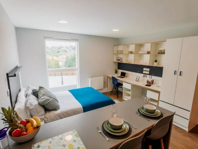 Studio for rent in Dromore, Oxfordshire