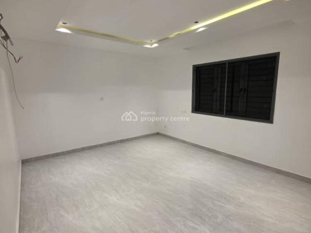 Flat for sale in Eti Osa, Lagos