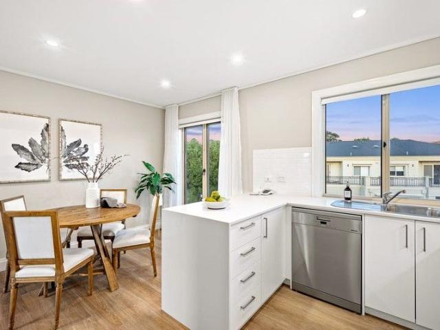House for sale in Burwood