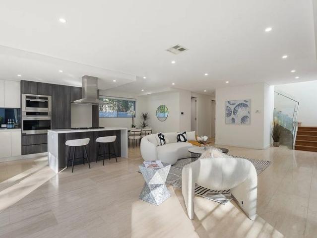 Townhouse for rent in Sydney, New South Wales