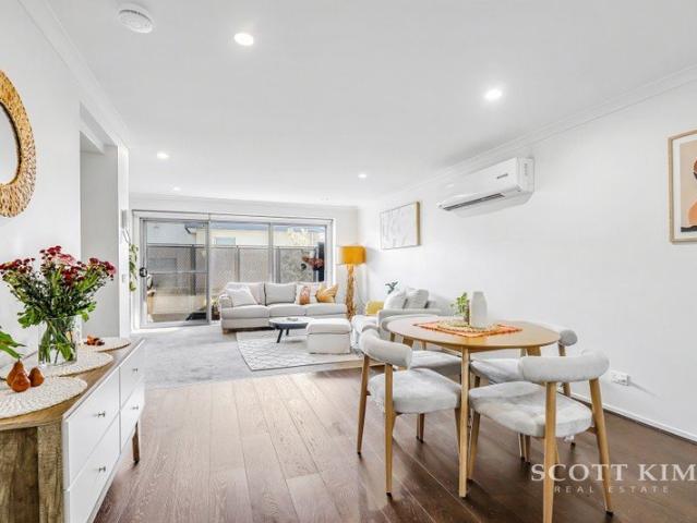 Townhouse for sale in Camerons Creek, Victoria