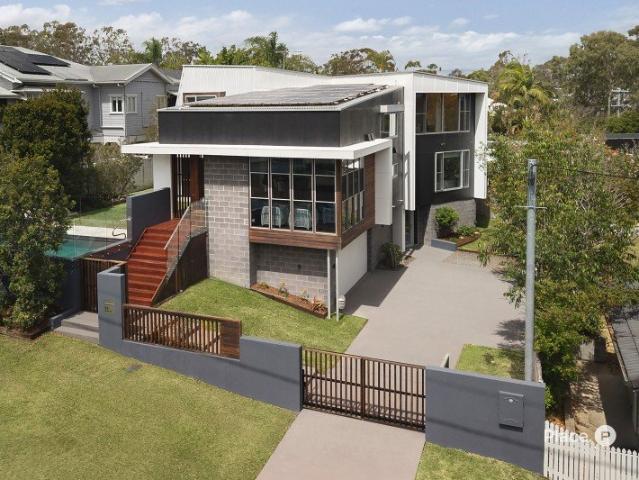 House for sale in Coorparoo, Greater Brisbane
