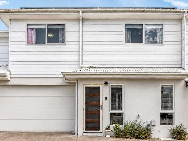 Townhouse for sale in Sydney, New South Wales