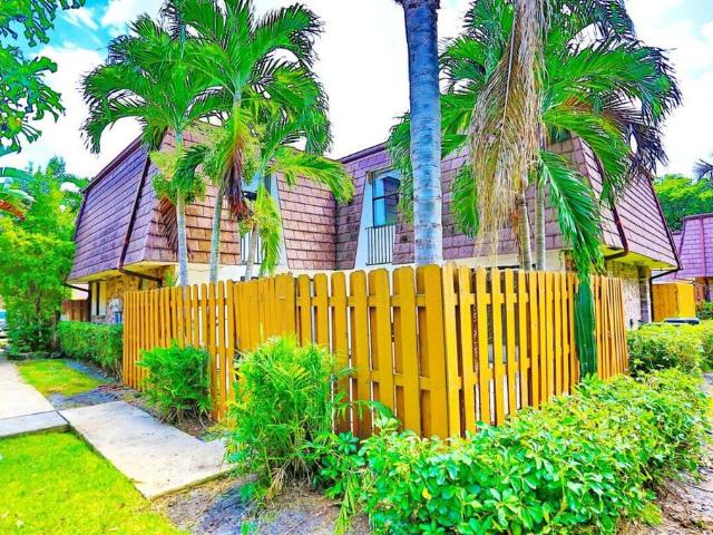Townhouse for rent in Boca Raton, Florida