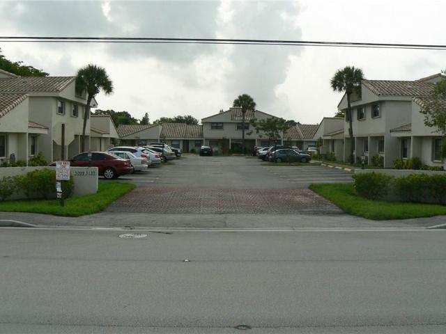 Townhouse for rent in Coral Springs, Florida