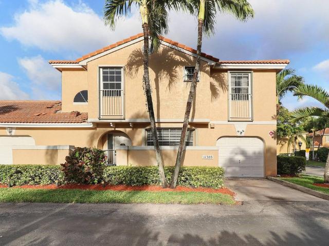 Townhouse for rent in Coral Springs, Broward County