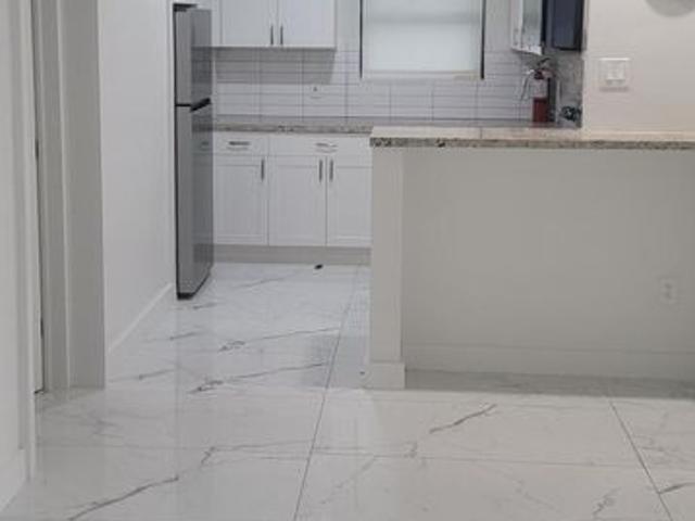 Townhouse for rent in Dania, Florida