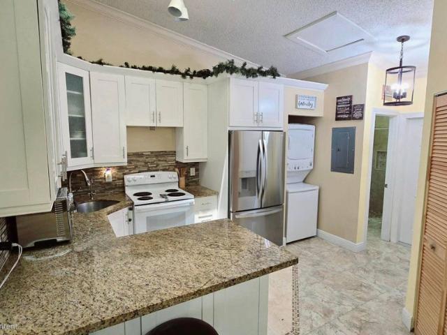 Townhouse for rent in Deerfield Beach, Florida