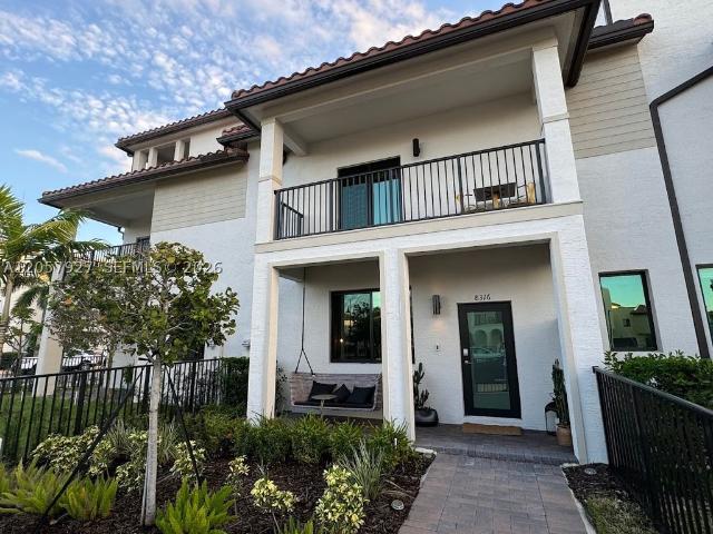 Townhouse for rent in Doral, Florida