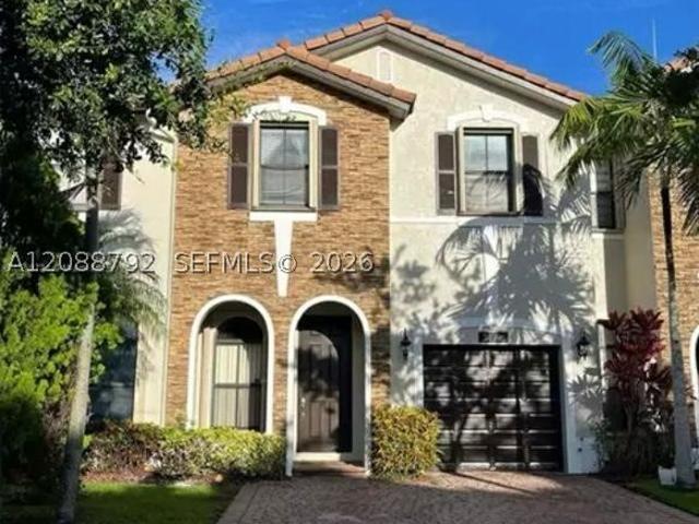 Townhouse for rent in Doral, Florida