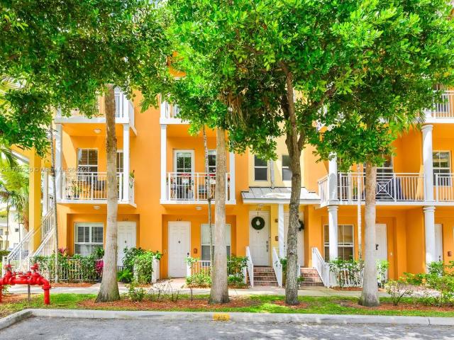 Townhouse for rent in Fort Lauderdale
