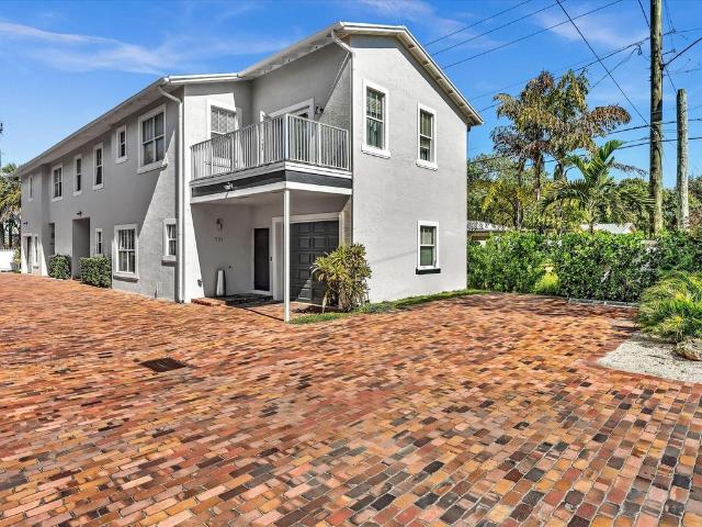 Townhouse for rent in Fort Lauderdale