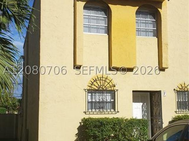 Townhouse for rent in Hialeah, Florida