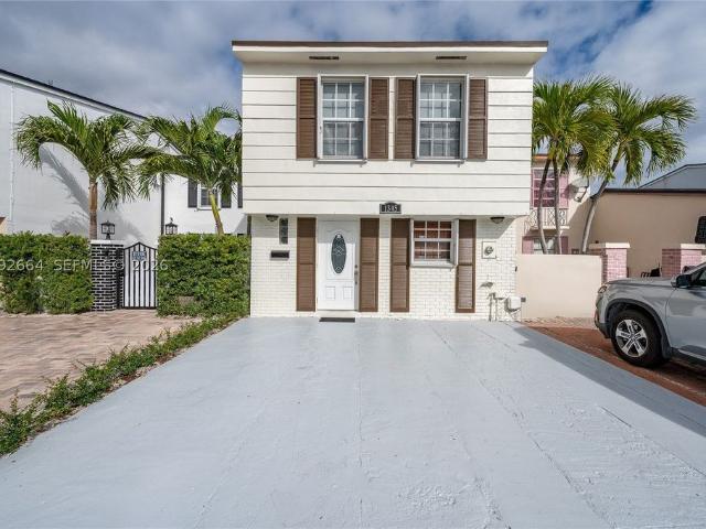 Townhouse for rent in Hialeah, Florida