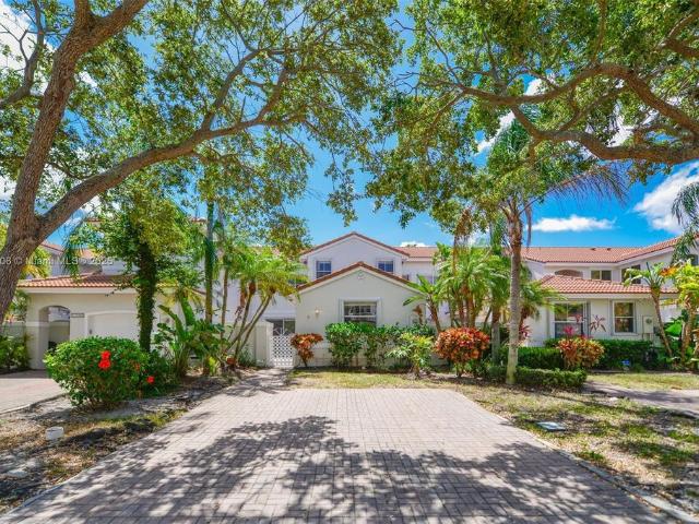 Townhouse for rent in Hollywood