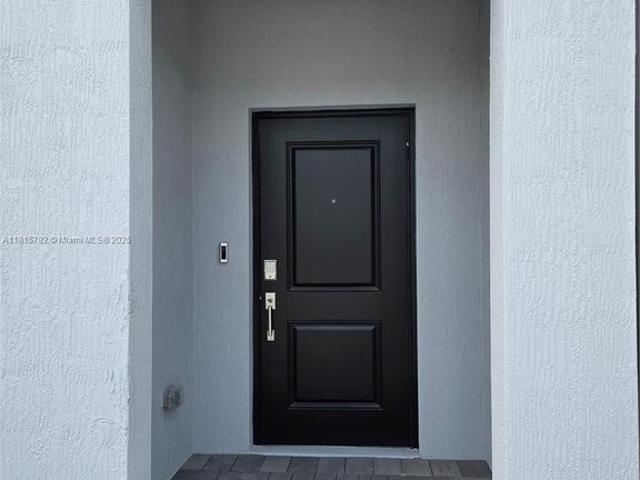Townhouse for rent in Homestead