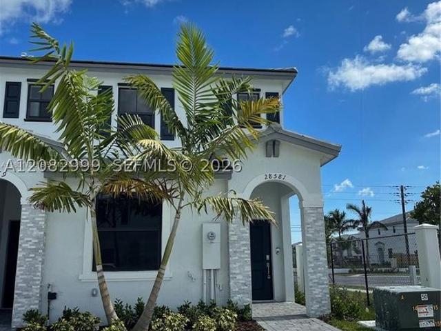 Townhouse for rent in Homestead, Florida