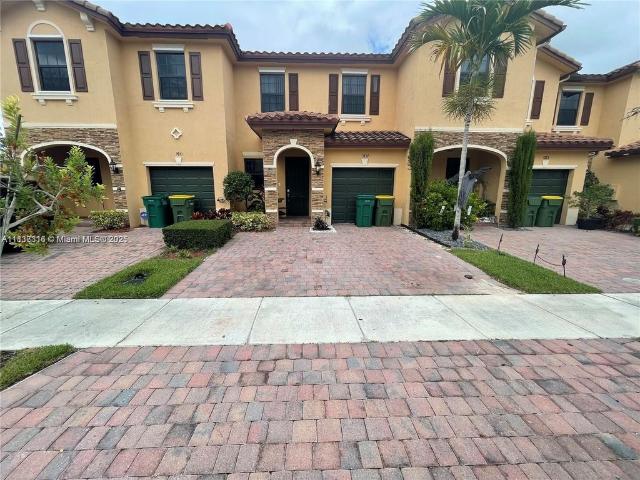 Townhouse for rent in Homestead