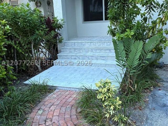 Townhouse for rent in Key Biscayne, Florida