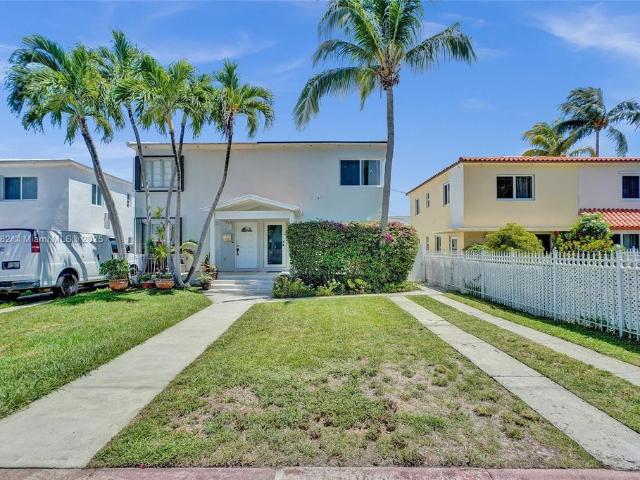 Townhouse for rent in Miami Beach