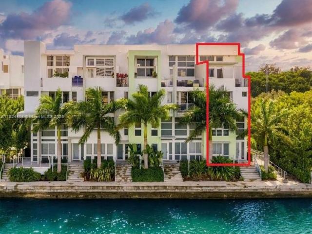 Townhouse for rent in Miami Beach