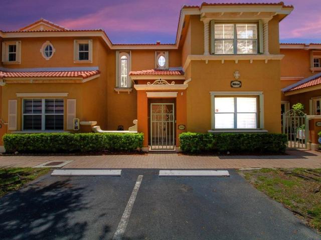 Townhouse for rent in Miami