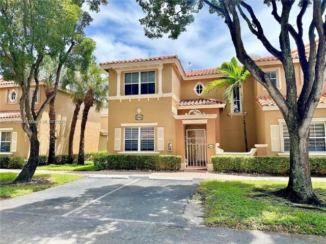 Townhouse for rent in Miami