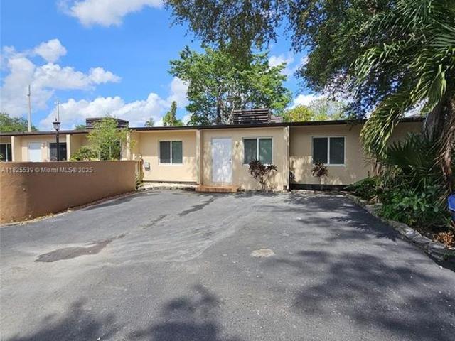 Townhouse for rent in Miami