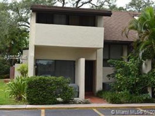 Townhouse for rent in Miami, Florida