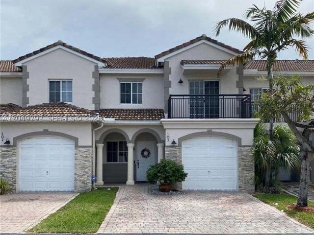 Townhouse for rent in Miami, Florida