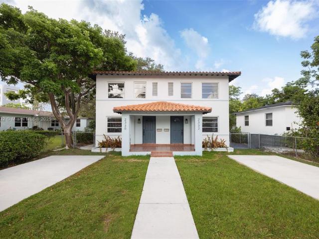 Townhouse for rent in Miami