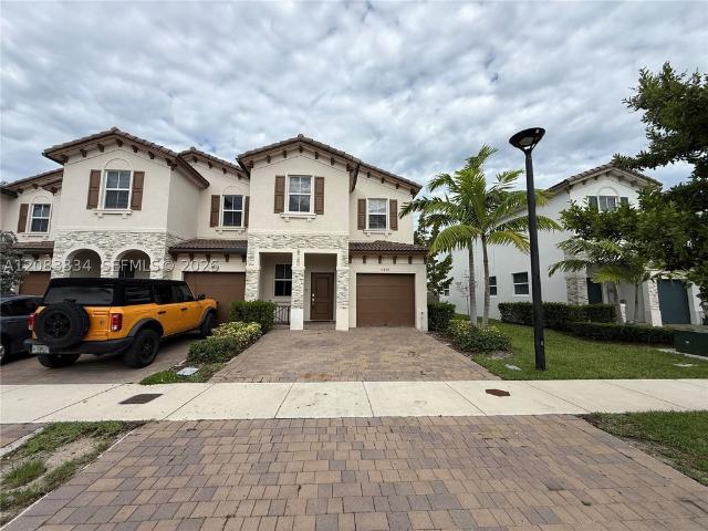 Townhouse for rent in North Miami, Florida
