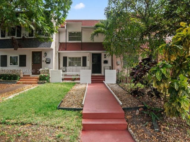 Townhouse for rent in North Miami, Florida