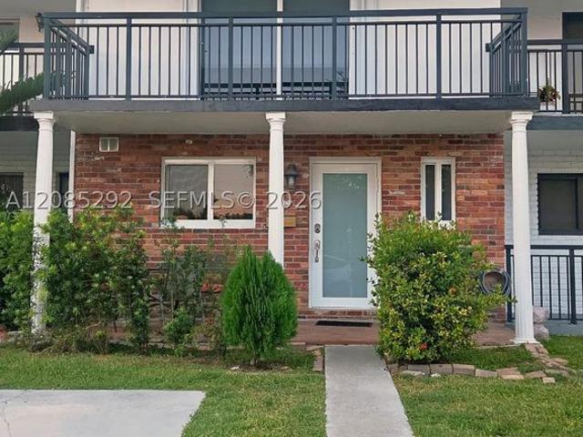 Townhouse for rent in North Miami, Florida