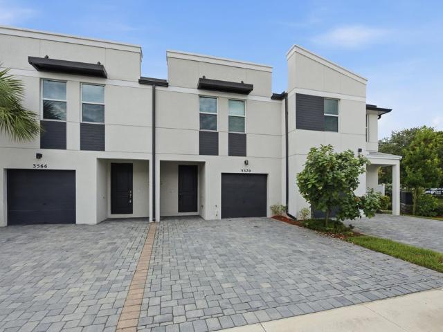 Townhouse for rent in Florida