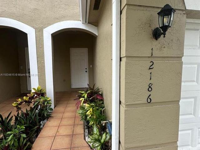 Townhouse for rent in Pembroke Pines