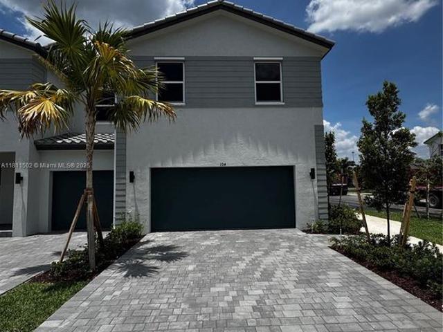 Townhouse for rent in Pembroke Pines