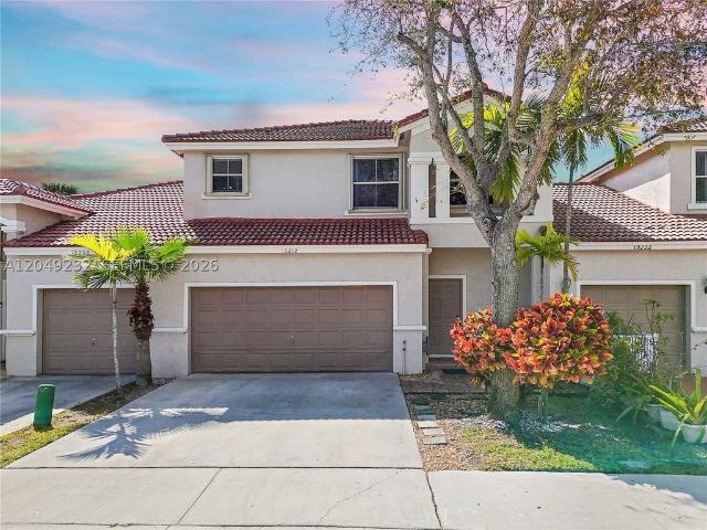 Townhouse for rent in Pembroke Pines, Florida