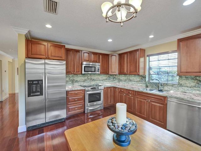 Townhouse for rent in Plantation