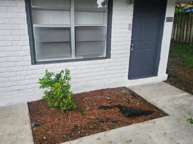 Townhouse for rent in Riviera Beach, Florida