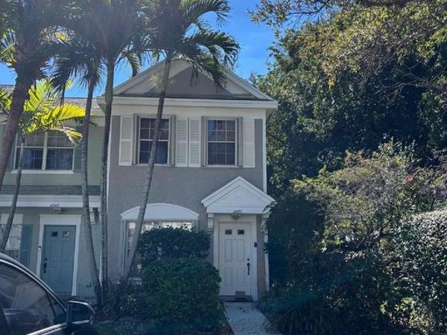Townhouse for rent in Tamarac, Florida
