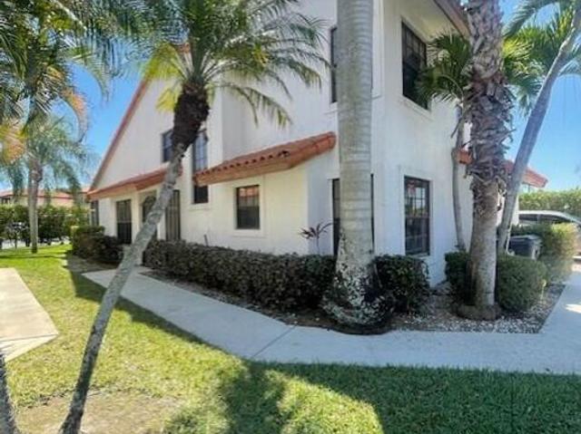 Townhouse for rent in Wellington, Florida