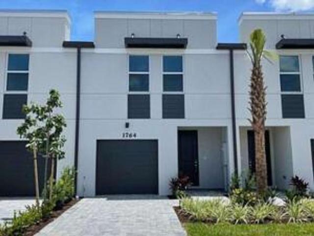 Townhouse for rent in West Palm Beach