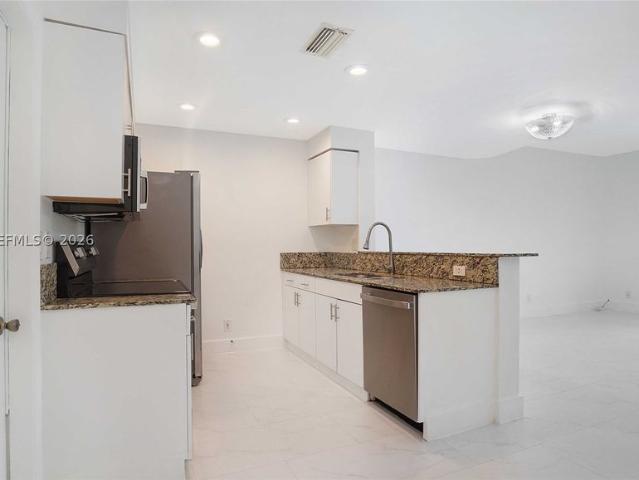Townhouse for rent in Weston, Florida
