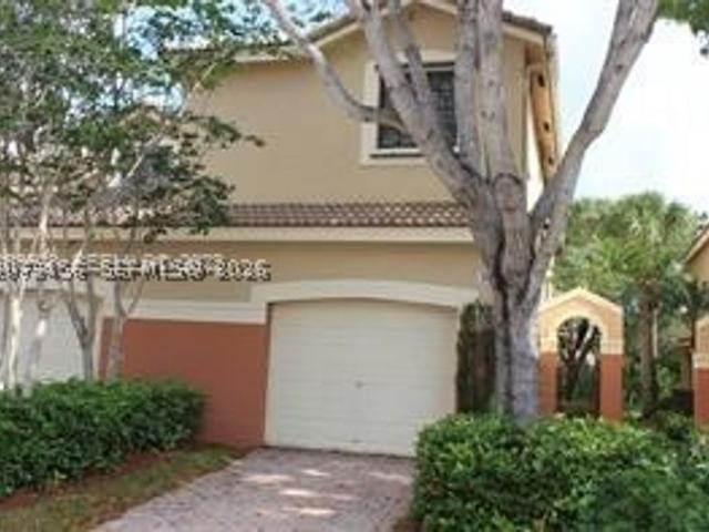 Townhouse for rent in Weston, Florida