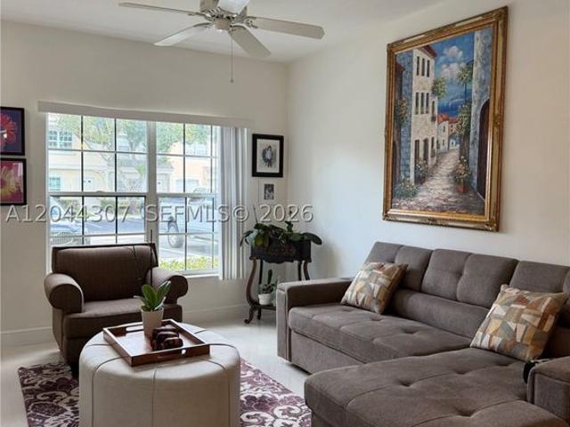 Townhouse for rent in Weston, Florida