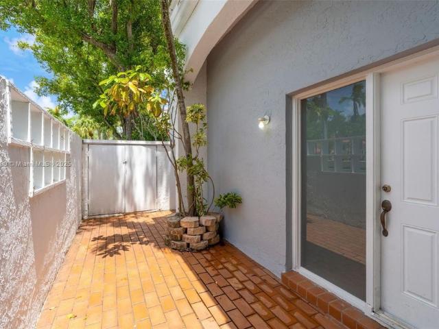 Townhouse for sale in Aventura